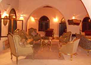 Lobby 4 Shanda Lodge Desert Resort