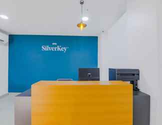 Lobby 2 SilverKey Executive Stays 29607 ECR 1