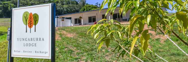 Exterior Yungaburra  Lodge