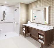 In-room Bathroom 4 Home2 Suites by Hilton Abilene