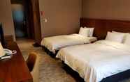 Bedroom 3 Mudeungpark Hotel