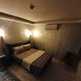 Enceladus Hotel1 , 飯店奥斯曼加齐