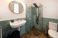 In-room Bathroom Designer renovated apt- downtown Athens by VillaRentalsgr