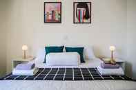 Bedroom Phaedrus Living: City Luxury Flat Anemone 103