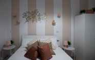 Bedroom 7 Home Hotel - Treviso 6