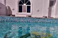 Swimming Pool Loukas Kontos Traditional House