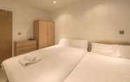 Kamar Tidur 2 Manchester University