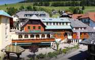 Bangunan 4 Hotel Engel - Familotel Hochschwarzwald