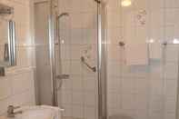 In-room Bathroom Gasthof-Pension Alte Post