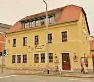 ภายนอกอาคาร 3 Wirtshaus Alte Schmiede