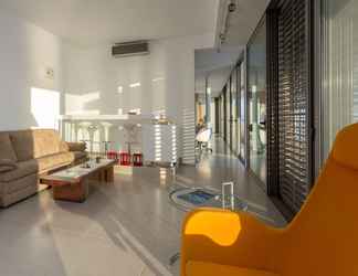 Lobby 2 600m² homm Luxury Villa Sea Side Evia 16ppl