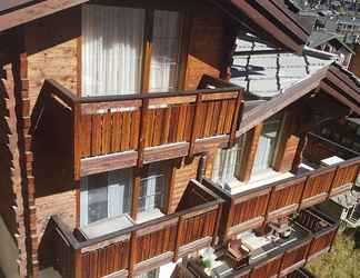 Bangunan 2 Center Chalet Flat