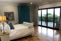 Bedroom Dolphins Guest House Umhlanga