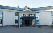 ภายนอกอาคาร 2 A&M Hotel Barsinghausen