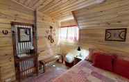 Bedroom 6 Western Cowboy Barn