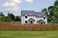 Exterior Linn of Avon Holiday Cottages