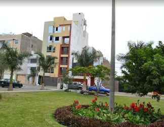 Exterior 2 Trujillo Apartments