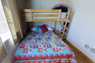 Bedroom The Cedars Country Cottage