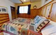 Bedroom 3 Juniper Ridge Family Cabin