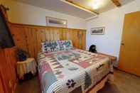 Bedroom Juniper Ridge Family Cabin