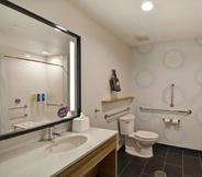 Toilet Kamar 7 TRU By Hilton Winchester