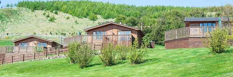 Exterior Kingfisher Lodge With Hot Tub Near Cupar, Fife