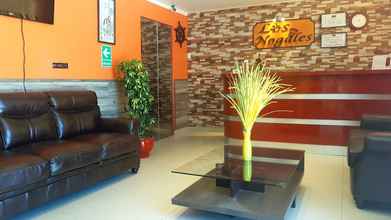 Sảnh chờ 4 Hotel Los Nogales