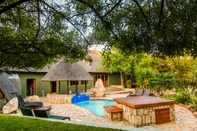 Swimming Pool Essence Villa-Greater Kruger