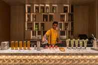 Bar, Cafe and Lounge Regenta SGS Greenotel - Lonavala