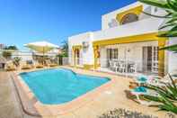 Swimming Pool Villa Arines