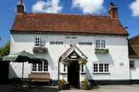 Exterior The Horse and Groom