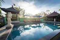 Swimming Pool Queen Villa Lembongan