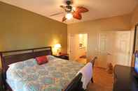 Bedroom Luxurious 2 Bedroom03 - Close To Wedding Venue Apts by RedAwning