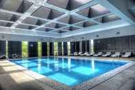 Swimming Pool Zhuhai Zobon Art Hotel