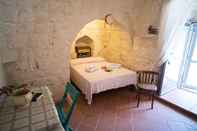 Bedroom Trullo del Falegname Ostuni by Typney