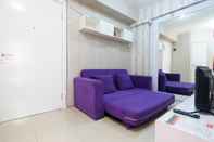 Lobi Homey 1BR with Spacious Living Room and Sofa Bed Green Pramuka Apartment