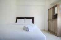 ห้องนอน Minimalist 2BR at Green Pramuka Apartment