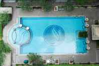 Swimming Pool Minimalist 2BR at Green Pramuka Apartment