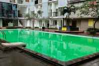 Swimming Pool Homey 2BR Apartment at Paragon Village