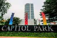 Bangunan Best Emerald Studio Room Apartment at Capitol Park Residence