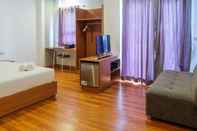 Kamar Tidur Azalea Suites Cikarang Studio Apartment with Bathtub