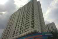 Exterior Full Parquette 2BR @ Cinere Bellevue Apartment