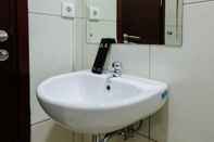 In-room Bathroom Homey 1BR at Assati Garden House Apartment