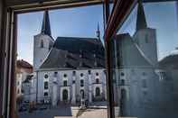 Nearby View and Attractions FeWo Herderplatz