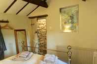 Bedroom Moorhouse Cottage
