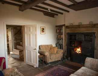 Lobby 2 Moorhouse Cottage