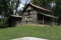 Entertainment Facility Smokey Mtn. Romantic Handcrafted Cabins