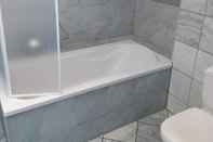 Toilet Kamar City Apartment S & W