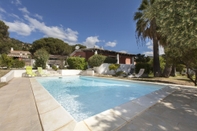 Swimming Pool Villa Venere