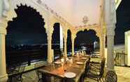 Restaurant 6 Hotel Yorkshire Inn Udaipur